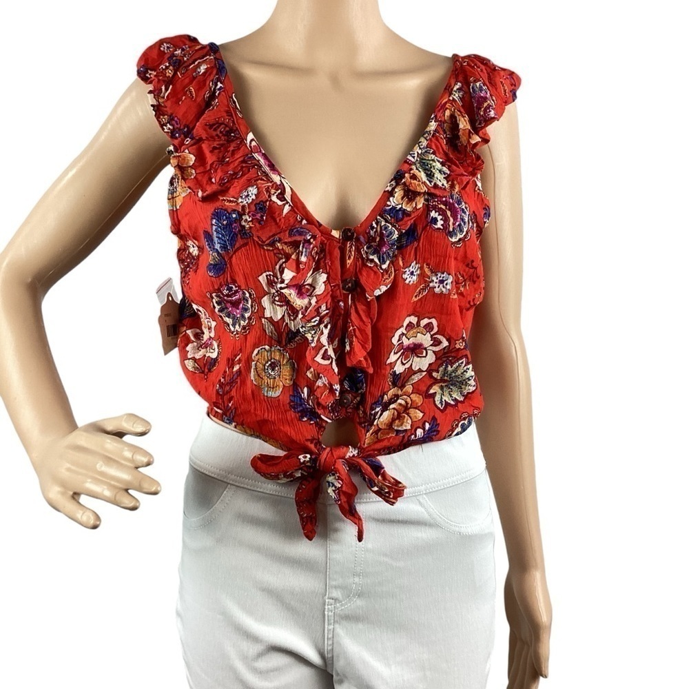 Altar'd State Floral Tie Front Crop Top Size M Red